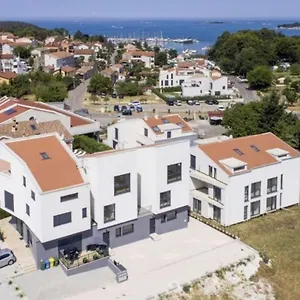 Casa Nera Ferienhaus Funtana